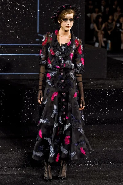 Look 49